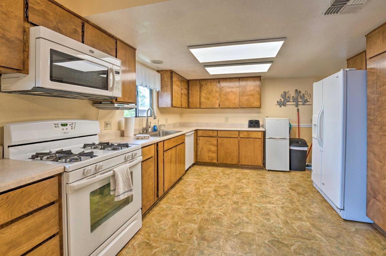 בולהד סיטי Updated Family Home - 2 Blocks To Colorado River! מראה חיצוני תמונה